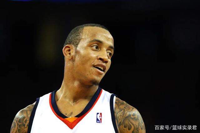 CBA夏联-刘颜诚23+7广州大胜江苏 闫实16分